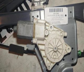 Ssangyong 12985 elevalunas 88100-09010 7k05 actyon