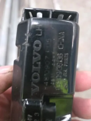 Luz interior puerta Volvo FH