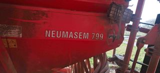 2 Sembradora neumática / pulpo Sola 5 metros.