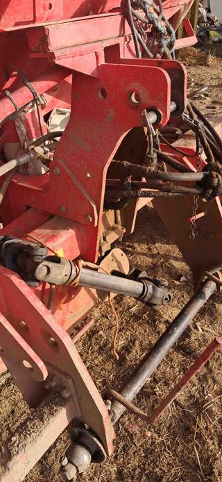 2 Sembradora neumática / pulpo Sola 5 metros.