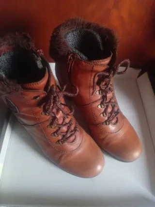 Botines Hispanitas Cuero Talla 38