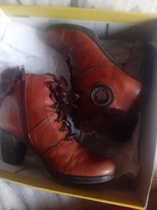 Botines Hispanitas Cuero Talla 38