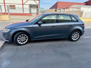 Audi A3 sportback Leer anuncio