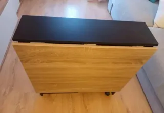 Mesa de comedor de madera estilo libro
