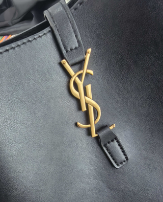 Bolso YSL Hobo Mediano Negro Dorado