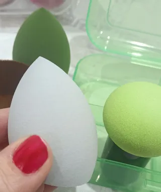 Lote esponjas maquillaje verde oliva Nuevas, 3€!!