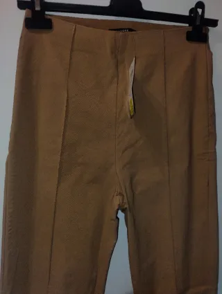 Pantaloni beige/caramello taglia S nuovi