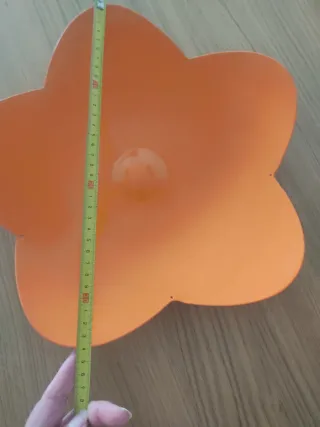 Centro de mesa flor morada, naranja y rosa