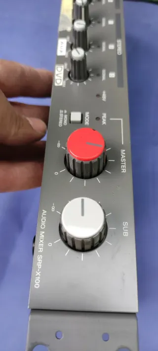 Mezclador de audio Sony SRP-X100