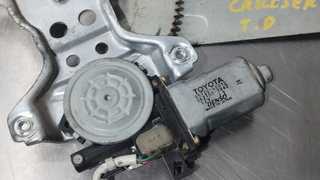 ELEVALUNAS TRASERO DERECHO TOYOTA LAND CRUISER (J