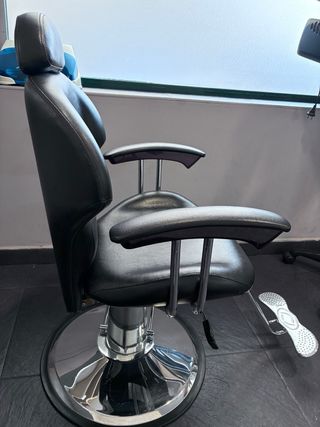 Sillón Barbería/Maquillaje Reclinable Negro