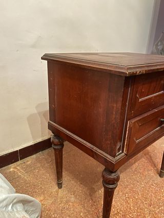 Mesita Noche Caoba Antigua 2 Cajones