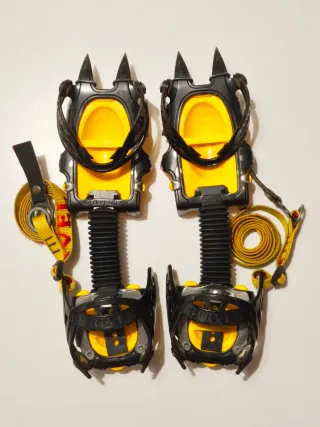 Piolet y Crampones Grivel G12