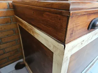 Arcón de madera antiguo aprox. De 1900.