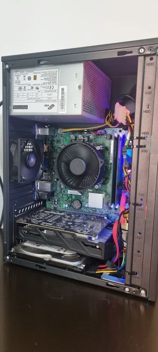 TORRE i5 7400-16GB RAM-SSD-HDD-RX 460 2GB-W 11