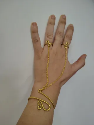 Bracciale con 2 anelli e catenella fatto a mano