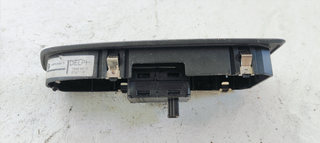 MANDO ELEVALUNAS DELANTERO DERECHO BMW SERIE 1 BE