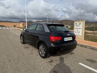 Audi A1 2011 1.6 TDI 105 cv