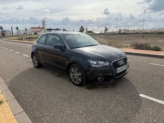Audi A1 2011 1.6 TDI 105 cv