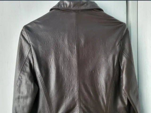 Levita marron de cuero