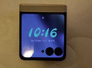 Motorola razr 50 nero/oro