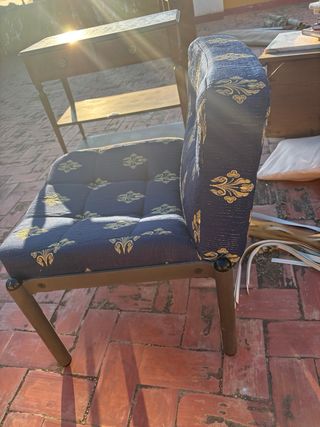 Coppia di sedie vintage imbottite blu/oro