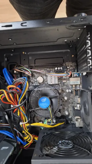 PC sobremesa Intel Core i5