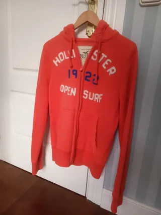 Sudadera Hollister con cremallera.S/M