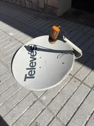 Antena parabólica Televes