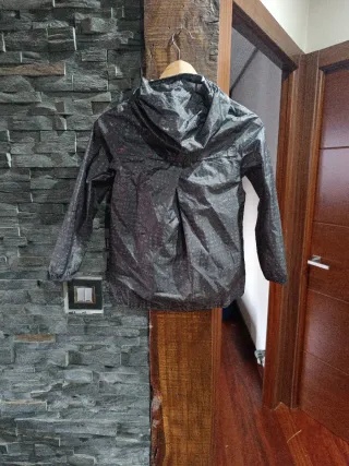 Chubasquero niña 8 años gris y rosa