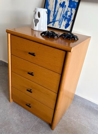 Cómoda cuatro cajones roble calidad