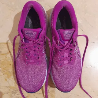 Zapatillas Runnig Asics GT-2000 10  Gel Mujer
