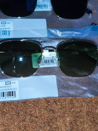 Gafas de sol aviador azul marino y dorado