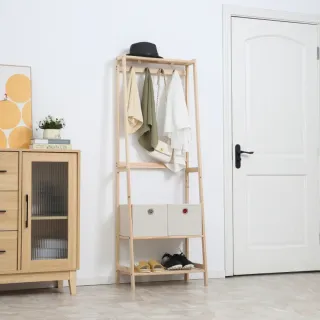 Perchero de madera con cajones