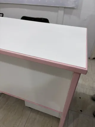 Mostrador Mesa para Negocio Blanco y Rosa