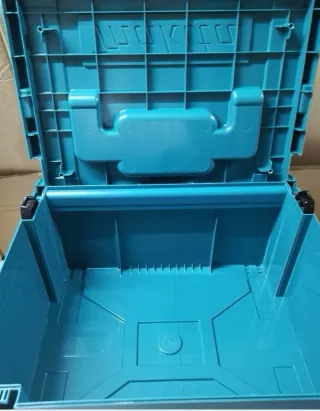 2 maletines /cajas/maletas Makita makpac tipo 3