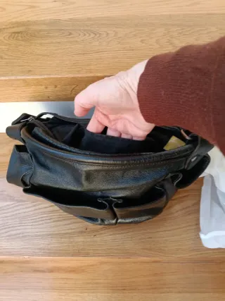 Bolso de piel Mandarina Duck negro