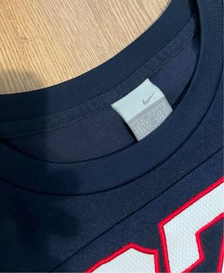 Camiseta Nike C72 Vintage Azul Marino Blanco