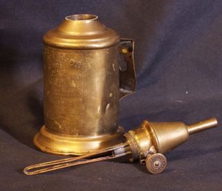 Lampada Pigeon a cherosene antica Made in France