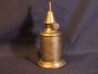 Lampada Pigeon a cherosene antica Made in France