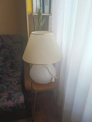 Lámpara de mesa tela y cristal