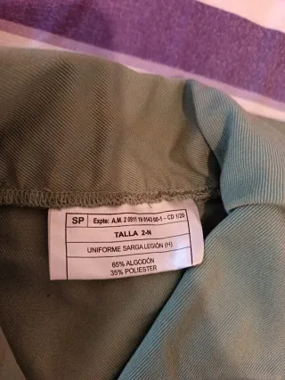 Uniforme sarga legión militar