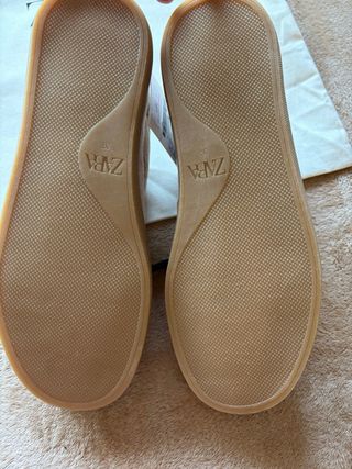 Zapatillas Zara rosas y beige