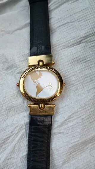 Reloj Discovery of America Oro