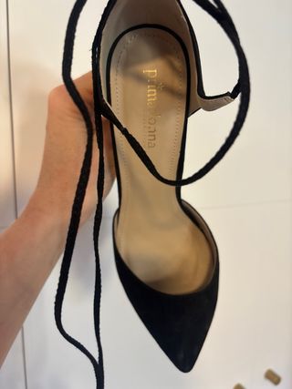 Zapatos tacón Primadonna negros atados
