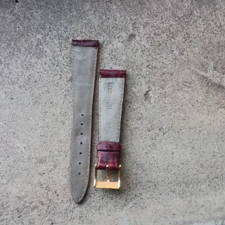 Cinturino vera pelle rosso fibbia oro