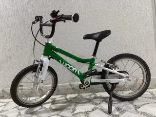 Bicicleta infantile Woom 14 verde