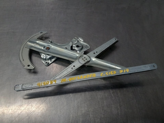 ELEVALUNAS DELANTERO DERECHO MITSUBISHI OUTLANDER