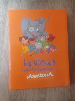 "Katixa katu botadunaren abenturak" libro Dvd