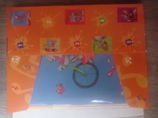 "Katixa katu botadunaren abenturak" libro Dvd